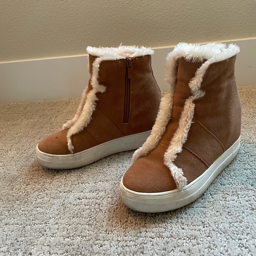Very Volatile brown fur boots - size 6.5
